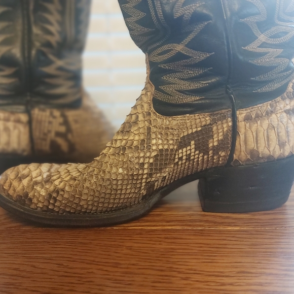 Cowtown Python Western Boots - Picture 3 of 4